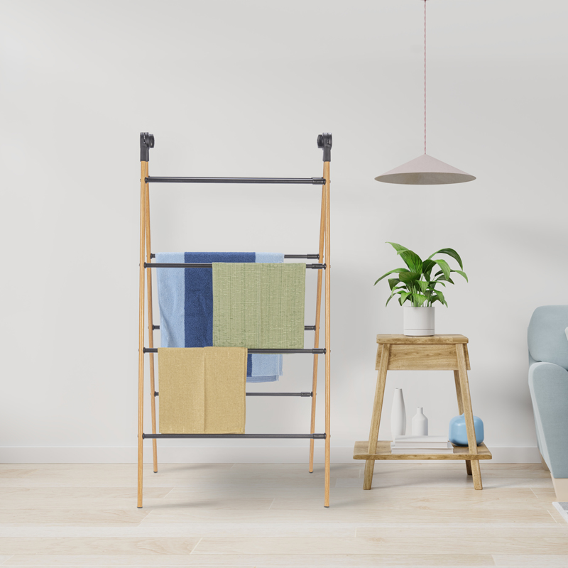 8M METAL CLOTHES RACK